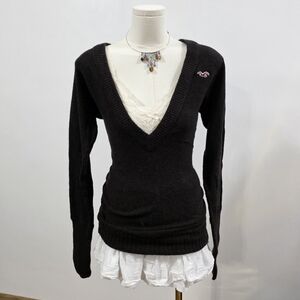 Hollister vintage super dark brown deep vneck sweater